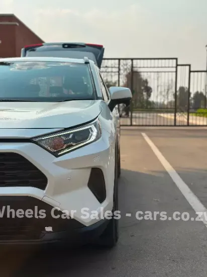 Picture of Toyota Rav4 2022