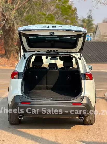 Picture of Toyota Rav4 2022