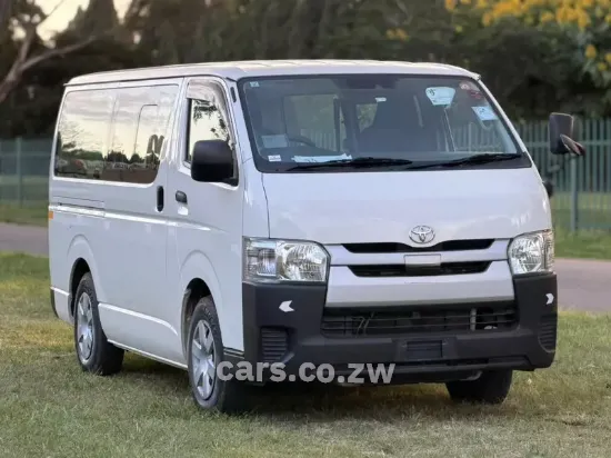 Picture of Toyota Quantum 2020