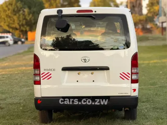 Picture of Toyota Quantum 2020