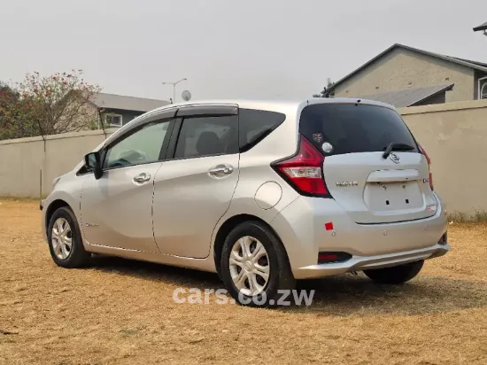 Picture of Nissan Note e power 2017