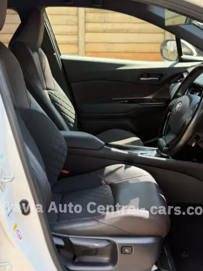 Picture of Toyota C-HR 2019