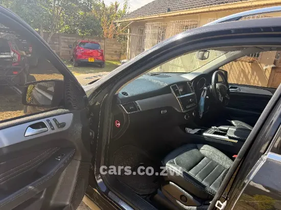 Picture of Mercedes Benz ML-Class 2012