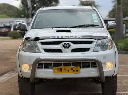 Picture of Toyota Hilux D4D for Hire!! From