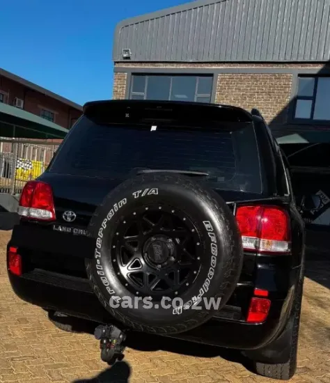 Picture of Toyota Land Cruiser 2009