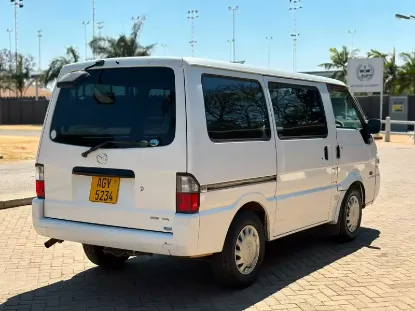 Picture of Mazda Bongo 2016