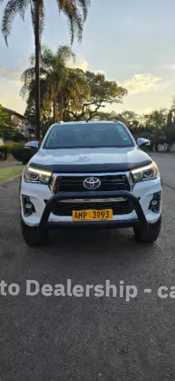 Picture of Toyota Hilux 2016