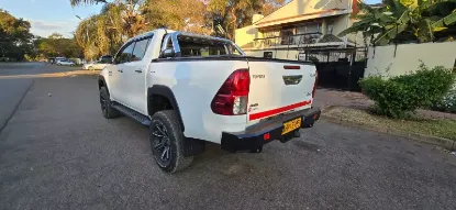 Picture of Toyota Hilux 2016