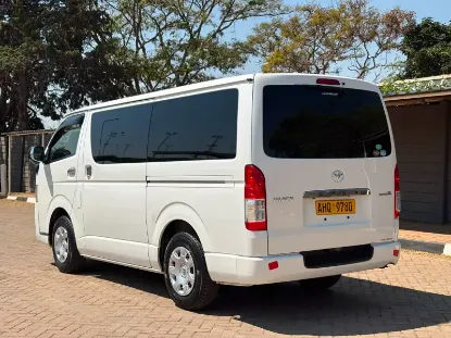 Picture of Toyota Hiace 2017