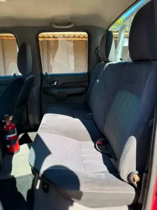 Picture of Mazda B2500 2005