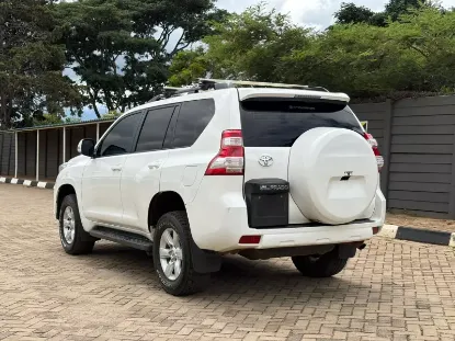 Picture of Toyota Prado 2015