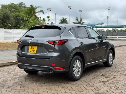 Picture of Mazda CX-5 2017