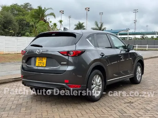 Picture of Mazda CX-5 2017