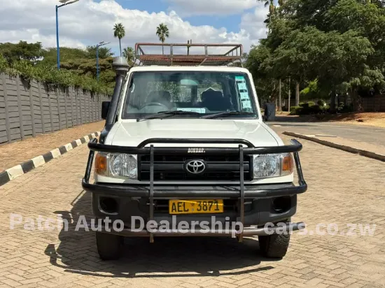 Picture of Toyota Land Cruiser 2017