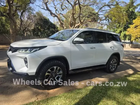 Picture of Toyota Fortuner 2023