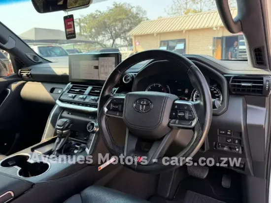 Picture of Toyota Land Cruiser 2023