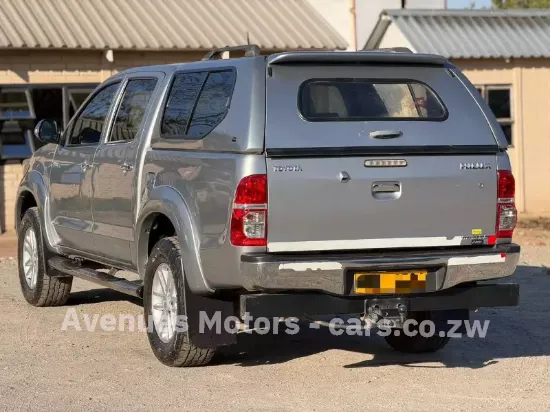 Picture of Toyota Hilux 2015