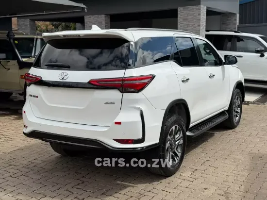 Picture of Toyota Fortuner 2023