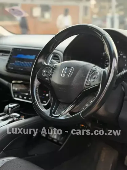 Picture of Honda Vezel 2018