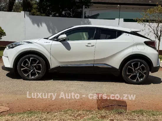 Picture of Toyota C-HR 2017