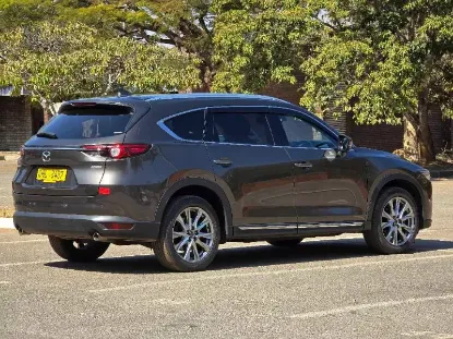 Picture of Mazda CX-8 6/7 seaters for hire!