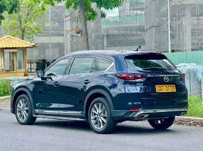 Picture of Mazda CX-8 6/7 seaters for hire!
