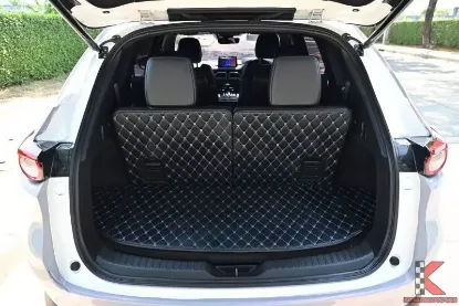 Picture of Six / Seven seater Mazda CX-8 for hire!