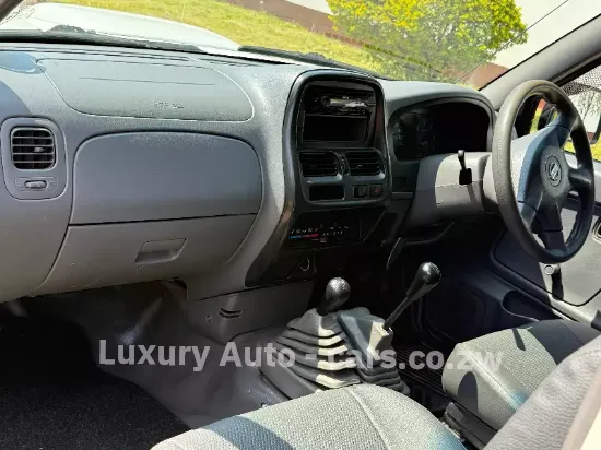 Picture of Nissan NP300 2017