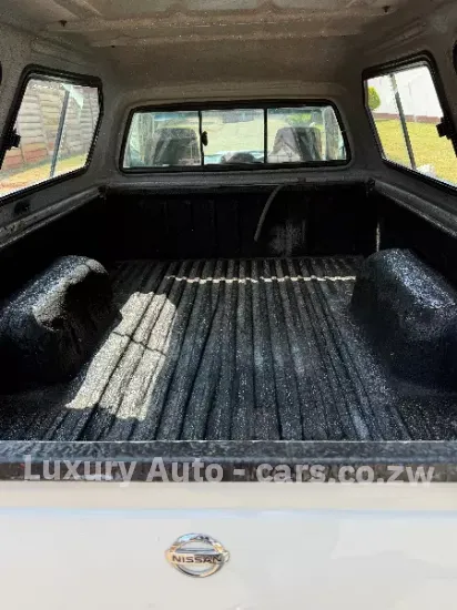 Picture of Nissan NP300 2017