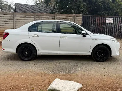 Picture of Toyota Axio 2016
