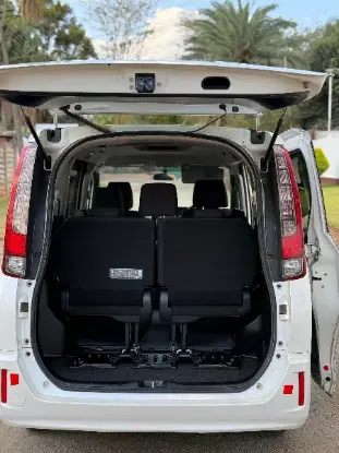 Picture of Toyota Noah 2017