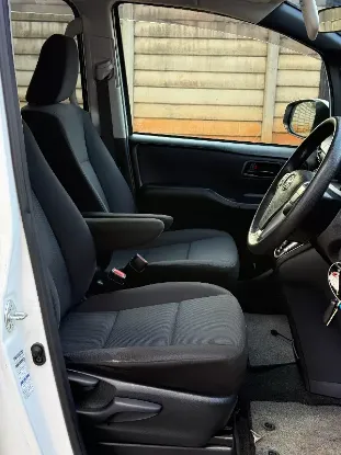 Picture of Toyota Noah 2017