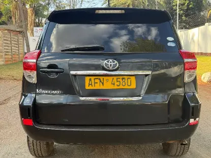 Picture of Toyota Vanguard 2013