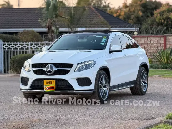 Picture of Mercedes Benz GLE 2017
