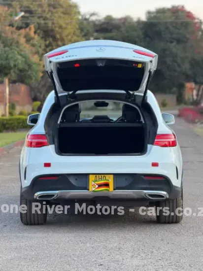 Picture of Mercedes Benz GLE 2017