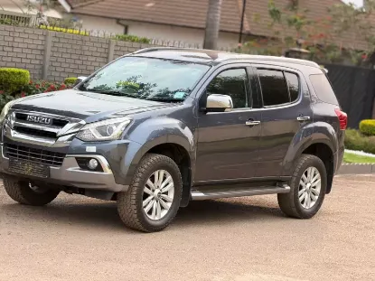 Picture of Isuzu Mu-X 2019