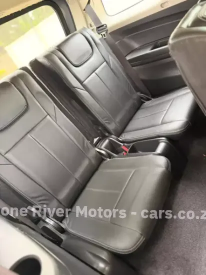 Picture of Isuzu Mu-X 2019