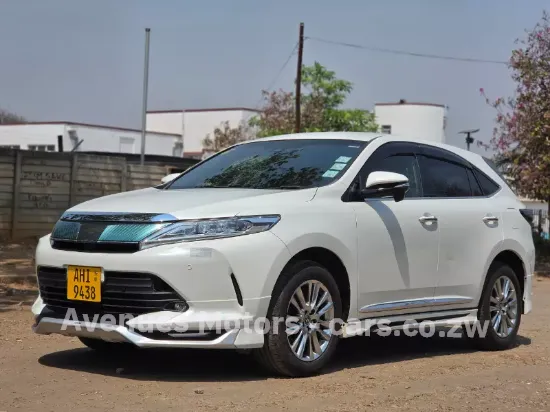 Picture of Toyota Harrier 2017