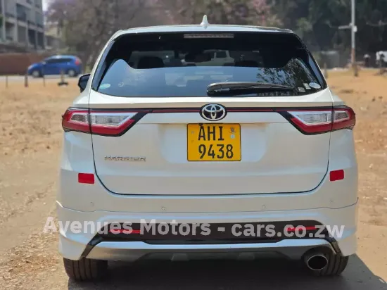 Picture of Toyota Harrier 2017