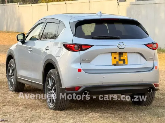 Picture of Mazda CX-5 2017