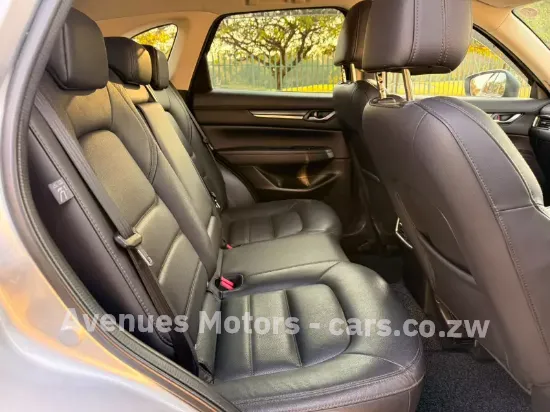 Picture of Mazda CX-5 2017