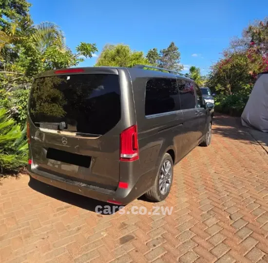 Picture of Mercedes Benz V-Class 2018