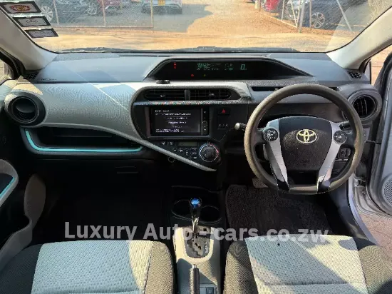 Picture of Toyota Aqua 2014