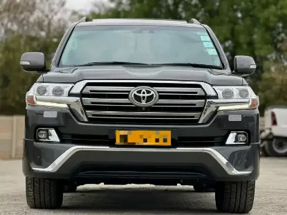 Picture of Toyota Land Cruiser 2017