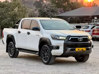 Picture of Toyota Legend 2020