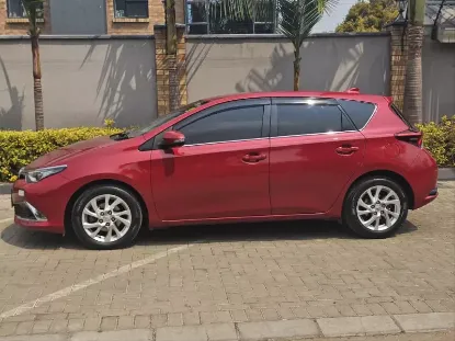 Picture of Toyota Auris 2014