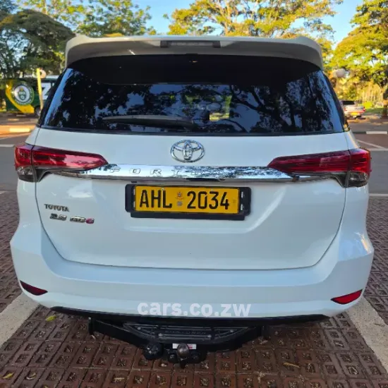 Picture of Toyota Fortuner 2017