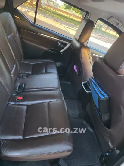 Picture of Toyota Fortuner 2017