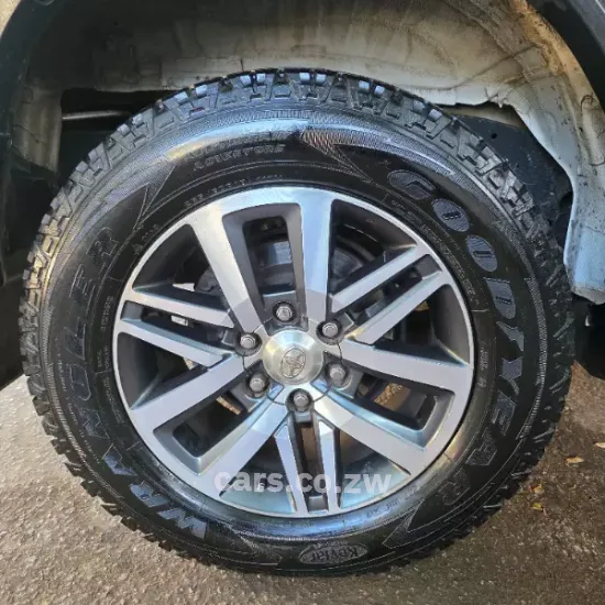 Picture of Toyota Fortuner 2017