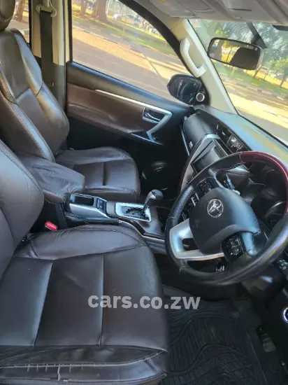 Picture of Toyota Fortuner 2017